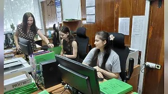 Учениците от 10 клас на ДФСГ „Интелект“ приключиха производствена практика