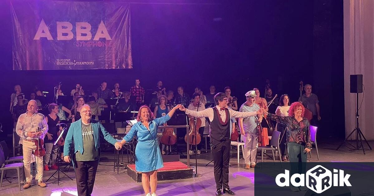 Плевенската филхармония представя лятното турне ABBA SYMPHONIE 2026 Люси Дяковска