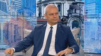 Костадин Костадинов: Радев е страхлив и безотговорен