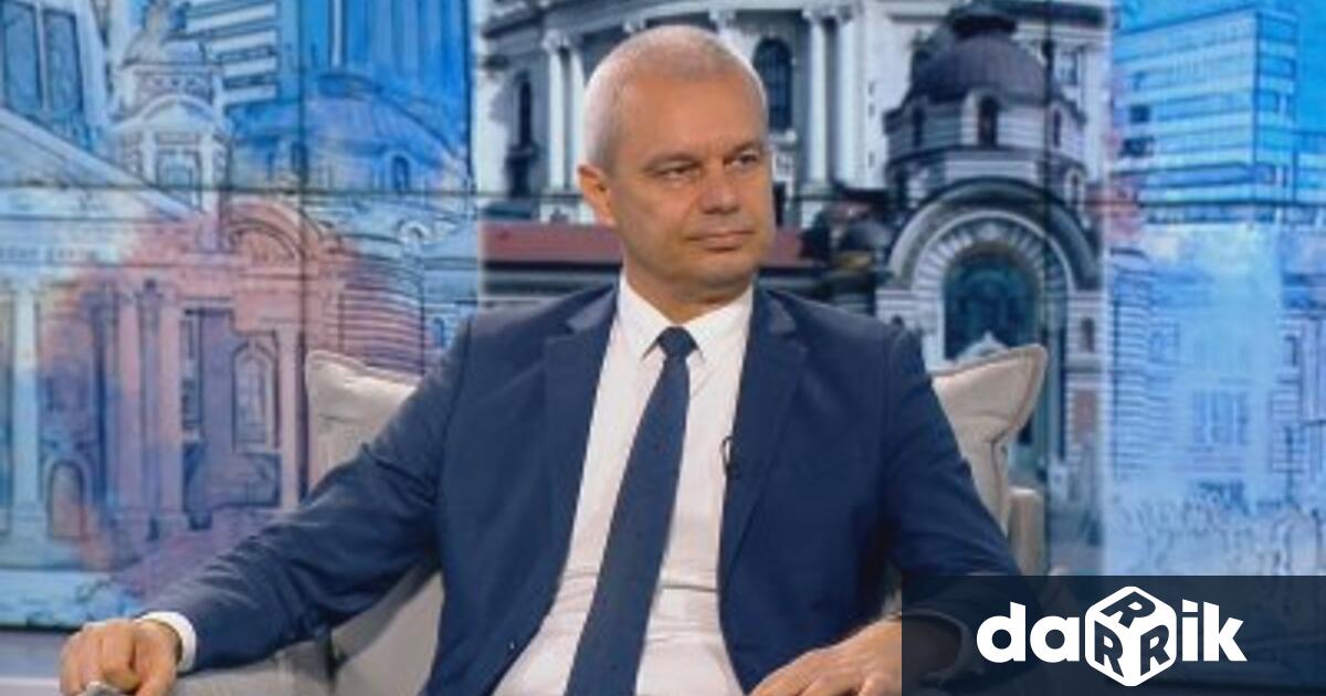 Лидерът на Възраждане Костадин Костадинов отправи остри критики към министър