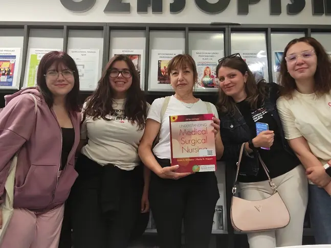 Студенти и преподаватели от Факултет „Здравни грижи“ на МУ – Плевен участваха в международен интердисциплинарен курс