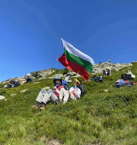 Всичките девет лъча на Националния поход „ По стъпките на Апостола “ са по своите направления 