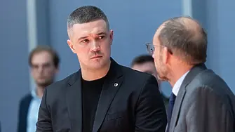 Министърът на отбраната на Украйна подаде оставка