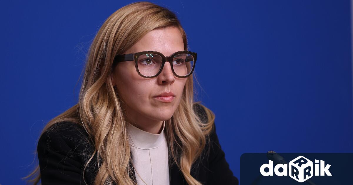 Външният министър Велислава Петрова Чамова категорично отхвърли твърденията че България