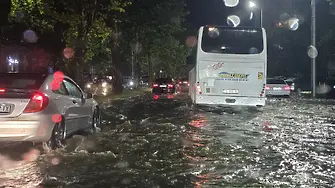 В пожарната в Пловдив са постъпили 430 сигнала, свързани с бурята