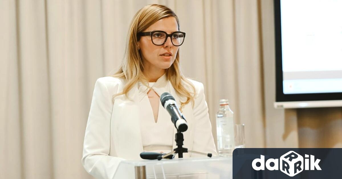 Министърът на външните работи Велислава Петрова закри Годишната конференция с