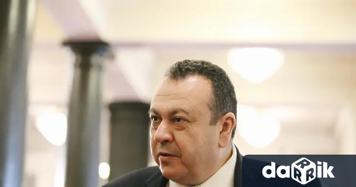 ДПС изпраща сигнал за имотното състояние на вътрешния министър Иван
