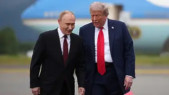 Тръмп ще пита Путин дали руски сателити помагат на Иран във войната