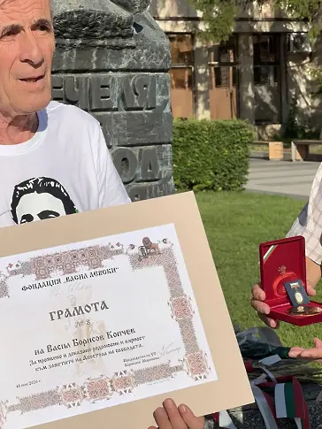 Васил Копчев е носител на тазгодишната награда на фондация „Васил Левски“ 