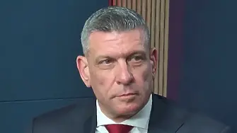 Кандев с остра позиция: Започнаха да прибират колегите, които върнаха надеждата на хората