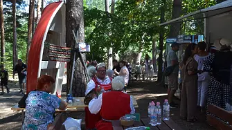 Котел домакинства на Х юбилейно издание на Фестивала на етносите, багрите и котленския килим