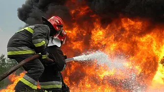 Хроника на пожарите във видинско през уикенда - пожари изпепелиха къщи, камион с храна и автомобил в региона