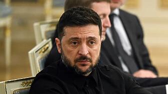 Нов удар по Киев: Доверието към Зеленски бележи спад след протестите в Украйна