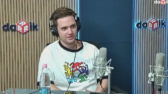  "Мъртва хватка" гостува на Дарик