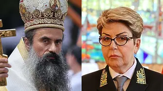 Патриарх Даниил прекъснал литургия заради освирквания срещу Митрофанова