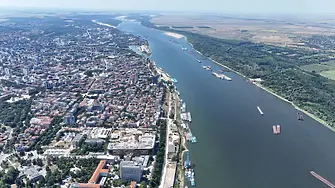 Нивото на Дунав в българския участък продължава да спада