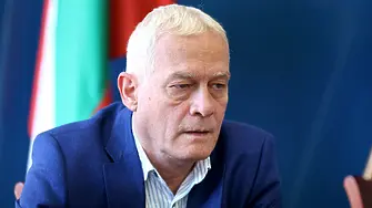 Заместник-министърът на здравеопазването проф. Петко Салчев е подал оставка