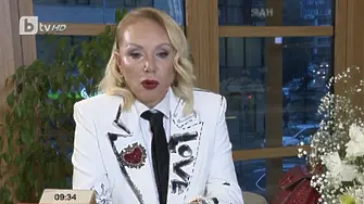 Лепа Брена падна пред очите на публиката по време на концерт (ВИДЕО)
