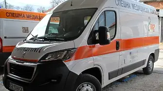 Микробус блъсна 67-годишна жена в Перник