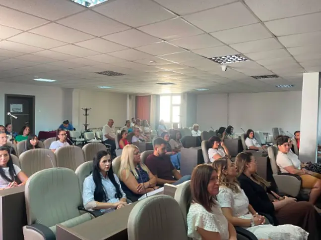 Регионална библиотека „Христо Ботев“ във Враца посреща  вече своите читатели в обновена и модерна сграда