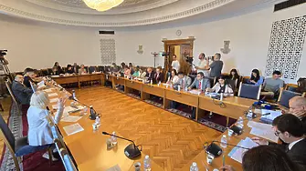 Правната комисия прие тестове за почтеност за рискови държавни длъжности