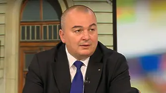 Абровски: Трябва да направим земеделския производител конкурентен, за да може да направи и продукцията си такава