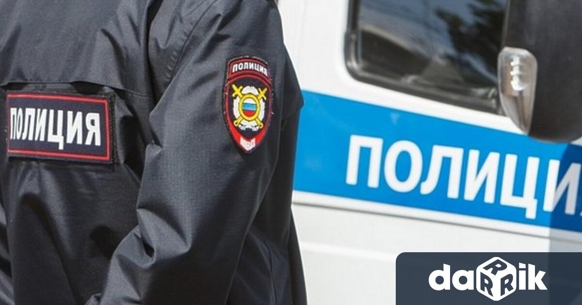 Свалиха номерата на камион в Оряхово, подкаран от шофьор без книжка | Darik.bg