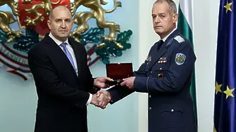Генерал Николай Русев: Хората със сини пагони не влизат при нас заради заплащането