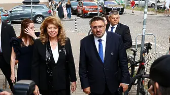Станаха ясни имената в инициативния комитет на Йотова и Вълчев