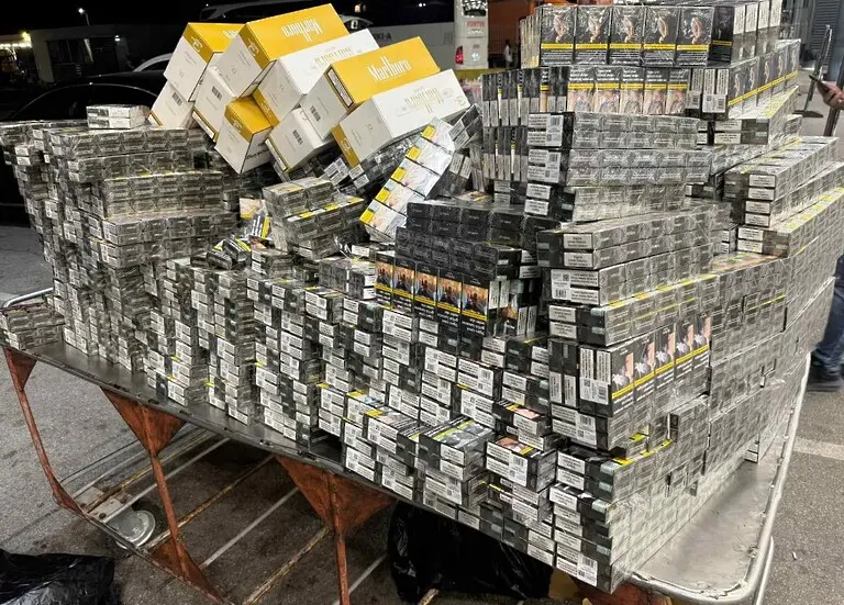 Откриха над 125 000 къса контрабандни цигари в куфари на „Капитан Андреево“ (СНИМКА)