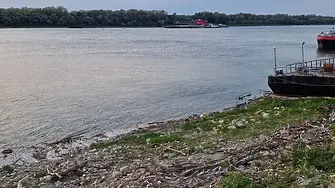 Корабоплаването по Дунав вероятно ще бъде възстановено едва в края на септември
