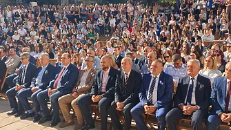 Ръководството на Община Плевен и Общинския съвет поздравиха първокурсниците на Медицинския университет