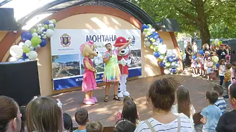 Ново арт пространство в Монтана: Откриха „Сцена на открито“ с голям детски празник