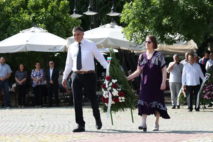 Севлиево отбеляза тържествено 141 години от Съединението