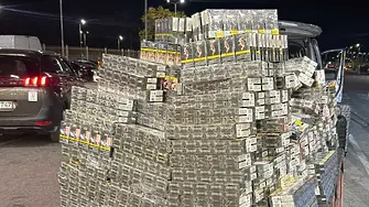 Откриха над 125 000 къса контрабандни цигари в куфари на „Капитан Андреево“ (СНИМКА)