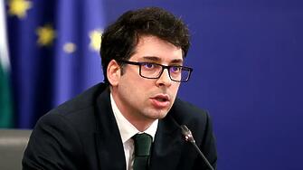 Атанас Пеканов: Няма да се намалява ДДС за туристическия бранш
