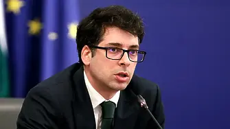 Атанас Пеканов: Няма да се намалява ДДС за туристическия бранш