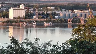 Продължава минималния спад на нивото на река Дунав