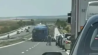 Пуснаха от ареста шофьора на ТИР-а от катастрофата, при която загинаха две 9-годишни момчета на „Славия“ и бащата на едно от тях