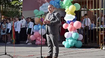 Кметът на Сливен откри новата учебна година в ОУ „Христо Ботев“