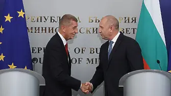 Енергийни доставки, ядрени проекти и бизнес: Какво договориха чешкият и българският премиери в София