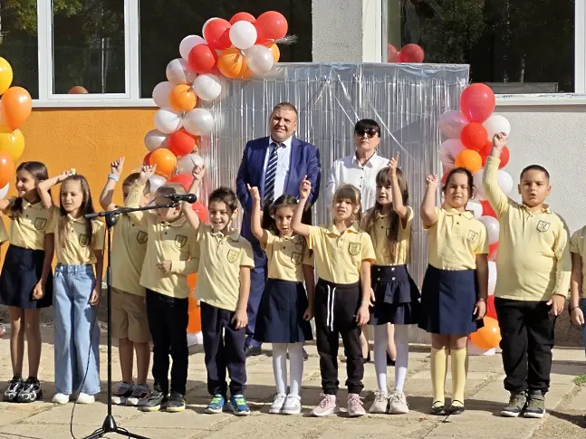 С много настроение започна новата учебна 2026/2027 година в община Плевен/СНИМКИ/