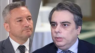 Вигенин: Непочтена е атаката на Асен Василев срещу Йотова за помилването!