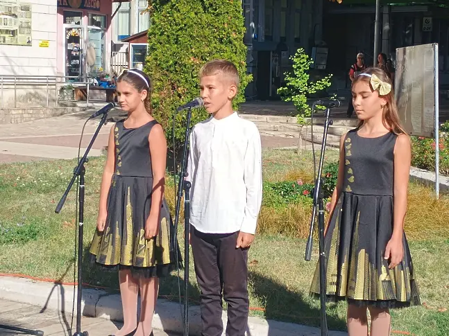 Празнична програма и велосъстезание в Мездра в Деня на независимостта и Европейският ден без автомобили