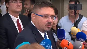 Кирил Вълчев в ЦИК: Българският народ копнее за културен и икономически напредък