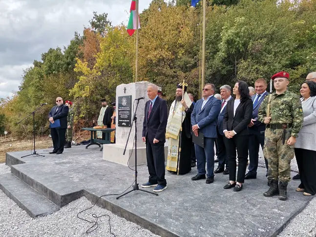 Нов военен паметник под връх „Връшка чука“ увековечи подвига на 3-ти пехотен Бдински полк