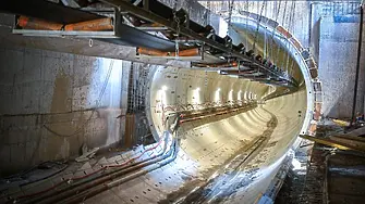 Тунелопробивната машина на метрото достигна „Ситняково“