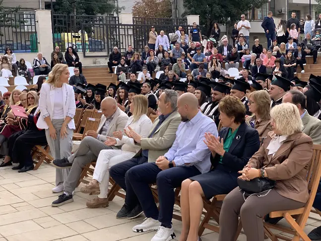 Факултет „Обществено здраве“ на МУ-Плевен дипломира тържествено Випуск 2026/СНИМКИ/