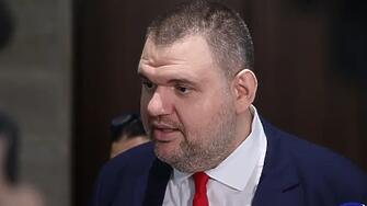 Пеевски: Ако има 36 фактури за мои полети, ще подам оставка