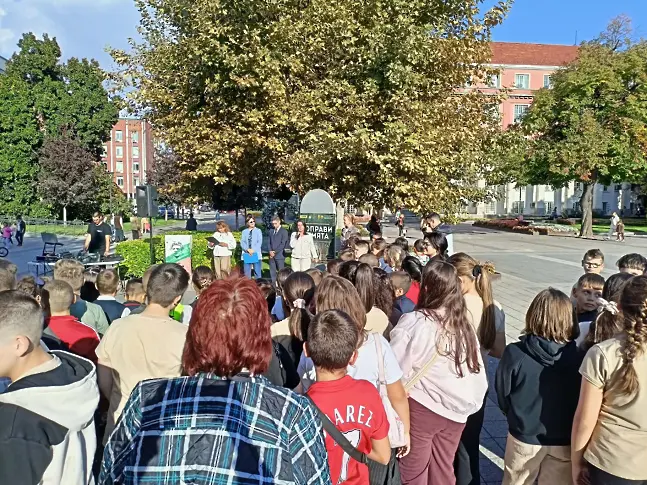 Националната фотографска изложба „Поправи Земята“ гостува в Плевен/СНИМКИ/